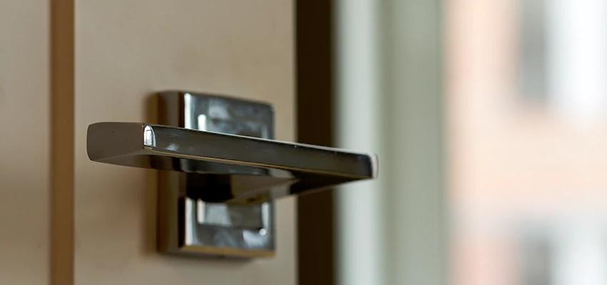 Door Lever Knob Repair in The Hammocks, Florida